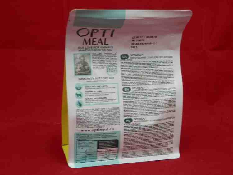 OptiMeal, сухой корм для взрослых кошек с курицей