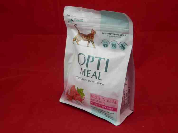OptiMeal корм для взрослых котов с телятиной